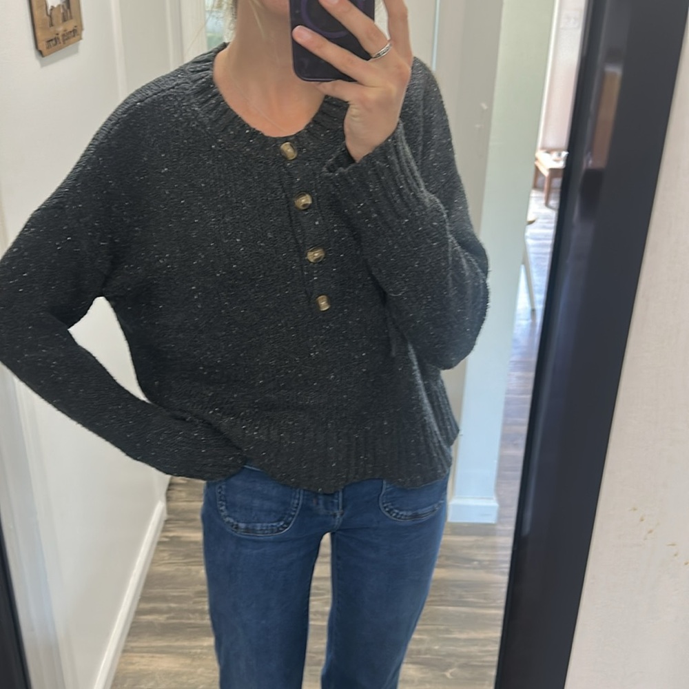Oversized Henley Gray Sweater AE